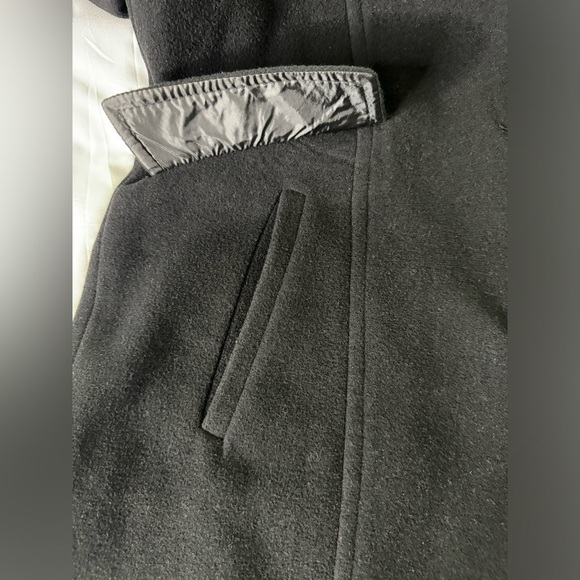 London Fog Women’s Black Wool Blend Coat Size M - Picture 7 of 9